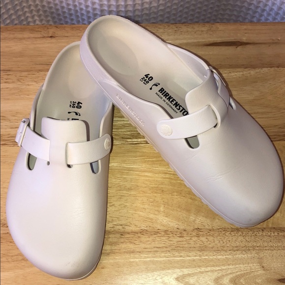 BIRKENSTOCK Boston EVA Unisex White Clogs
L9/M7/EU40 Medium Narrow - Picture 1 of 8